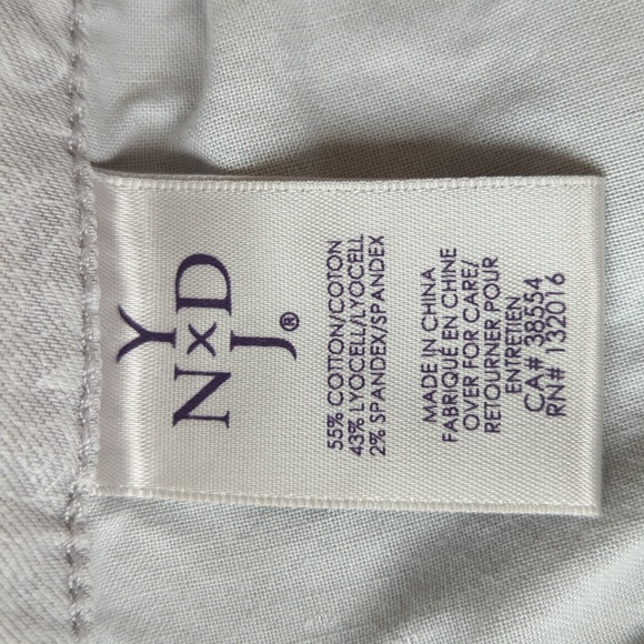 NYDJ Floral Lift Tuck Technology Ankle Jeans 12 Gray Pattern - Picture 2 of 15